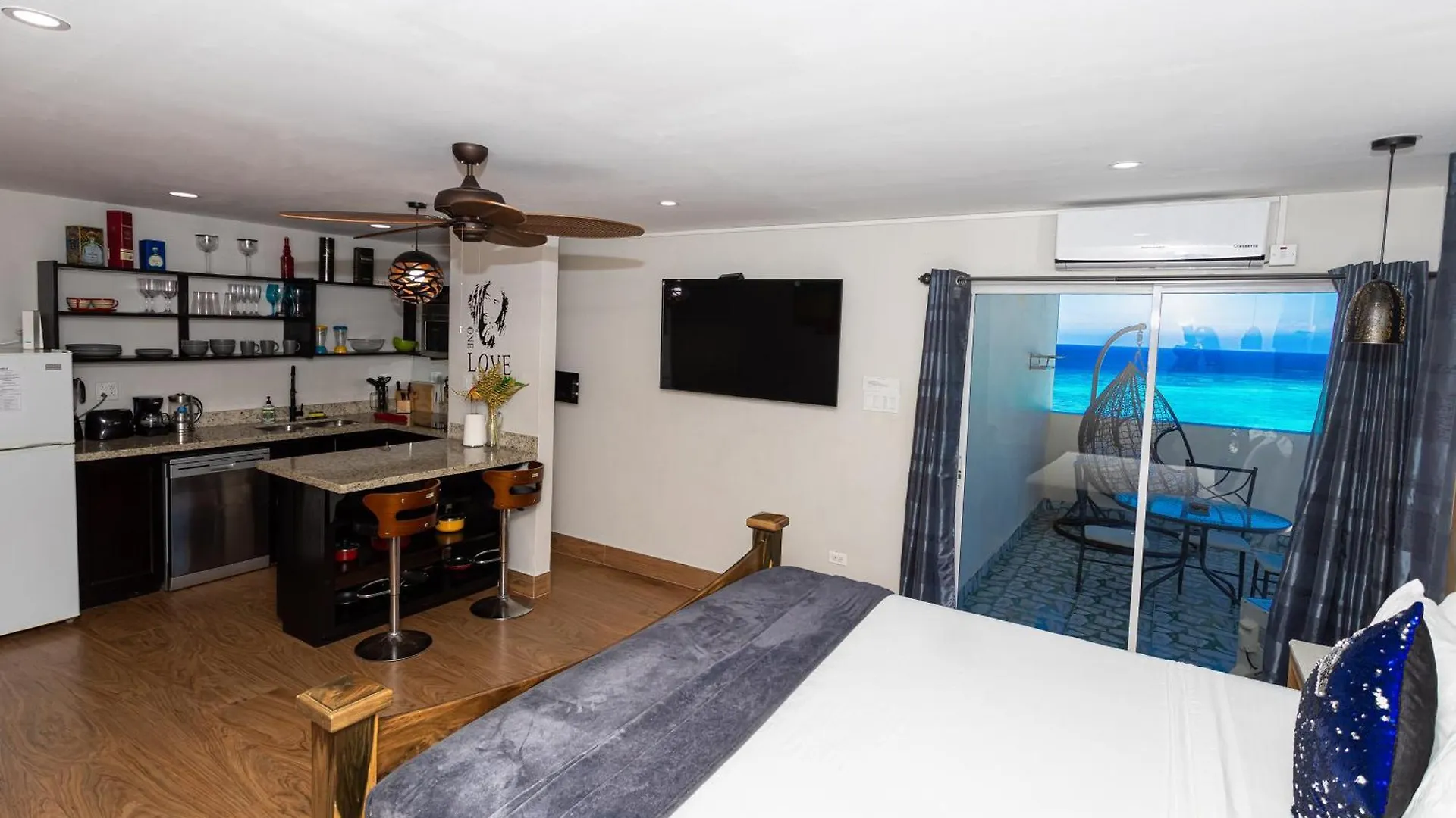 Montego Bay Club Apartments 0*, مونتيغو باي جامايكا