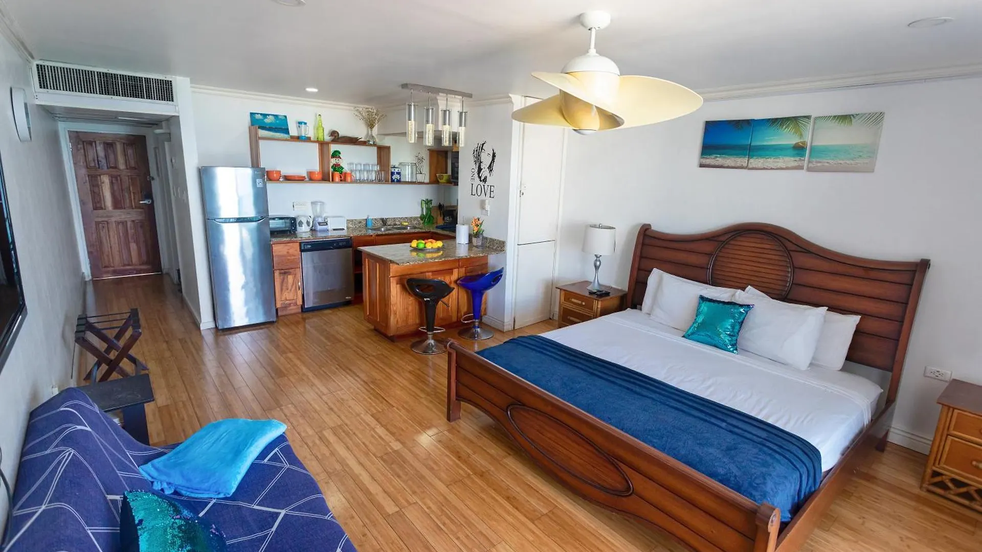 Montego Bay Club Apartments جامايكا