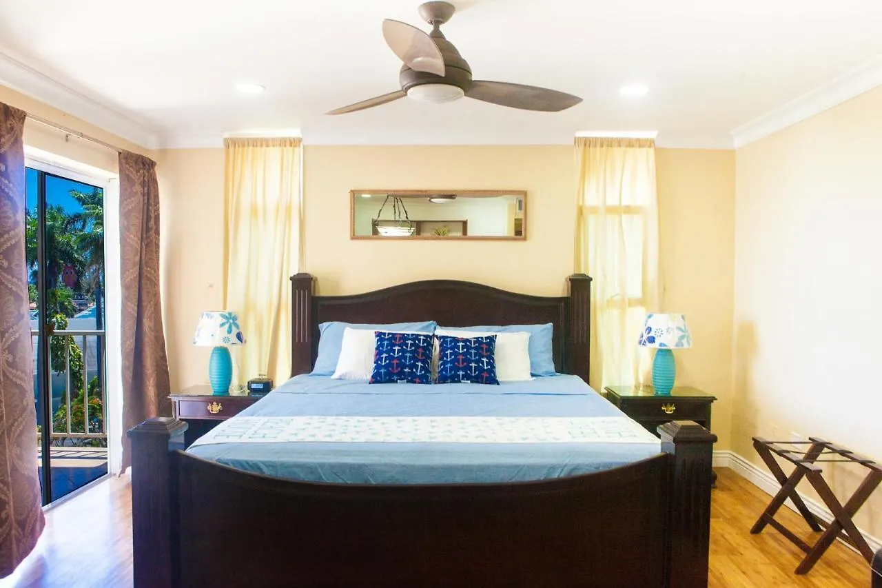Montego Bay Club Apartments Ямайка